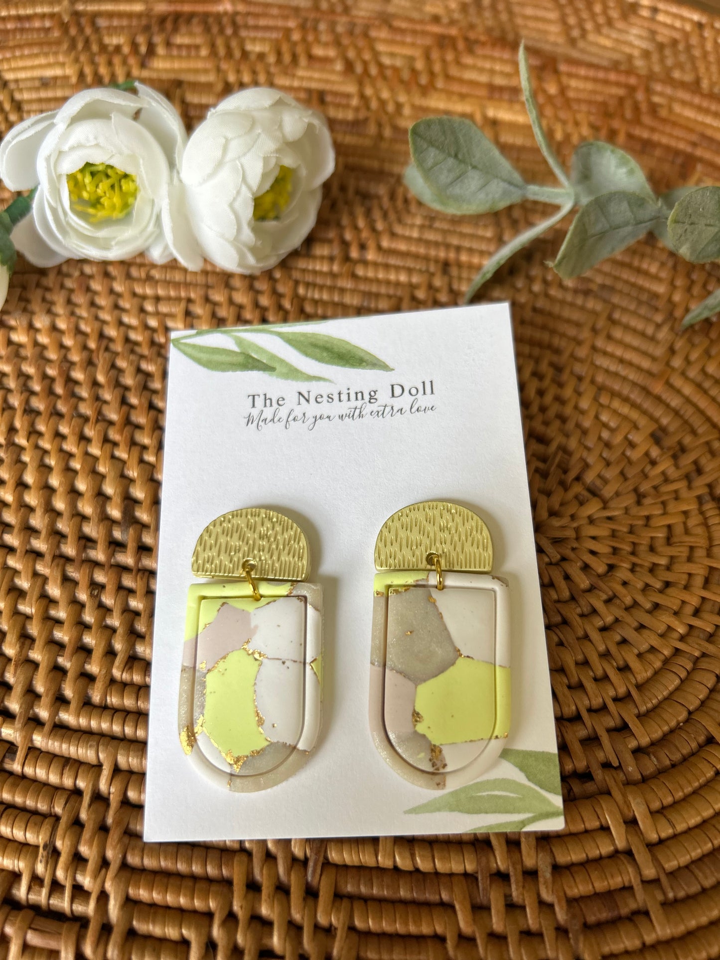 Sunshine Marbled Hammered Top Dangle