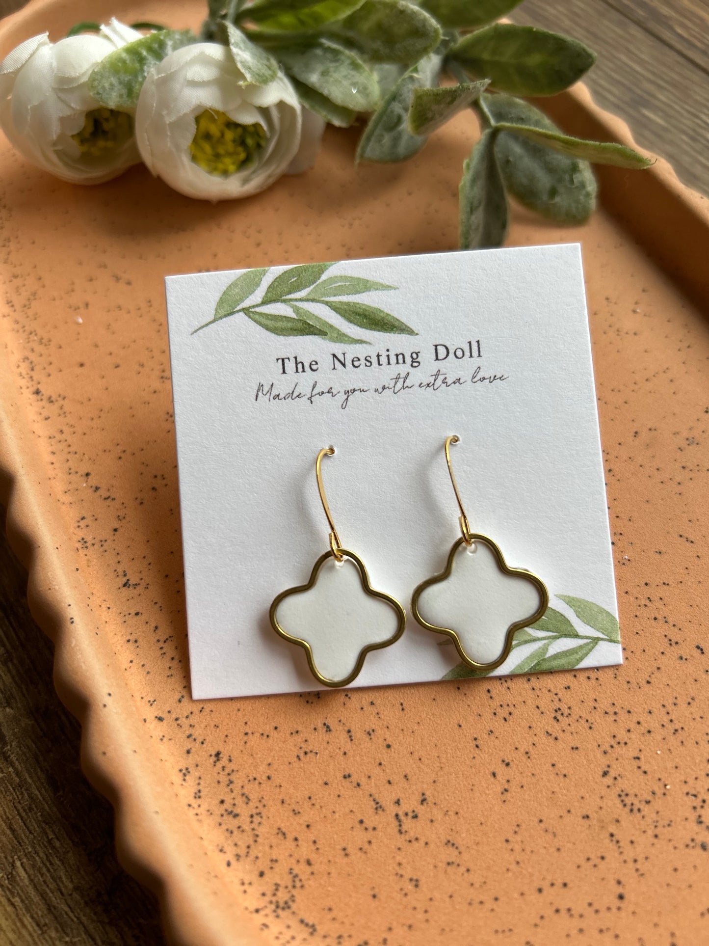 White Scalloped Dangle