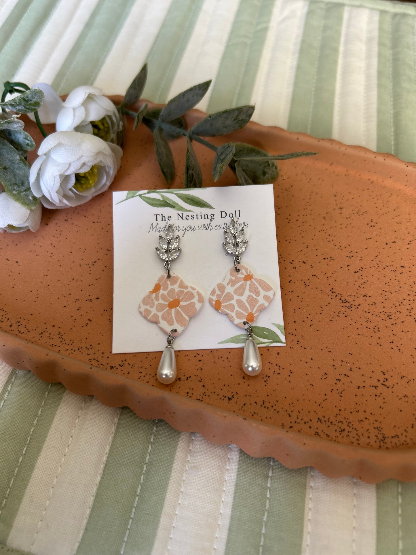 Gem Pearl Pink Floral Dangle