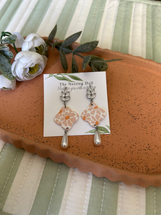 Gem Pearl Pink Floral Dangle