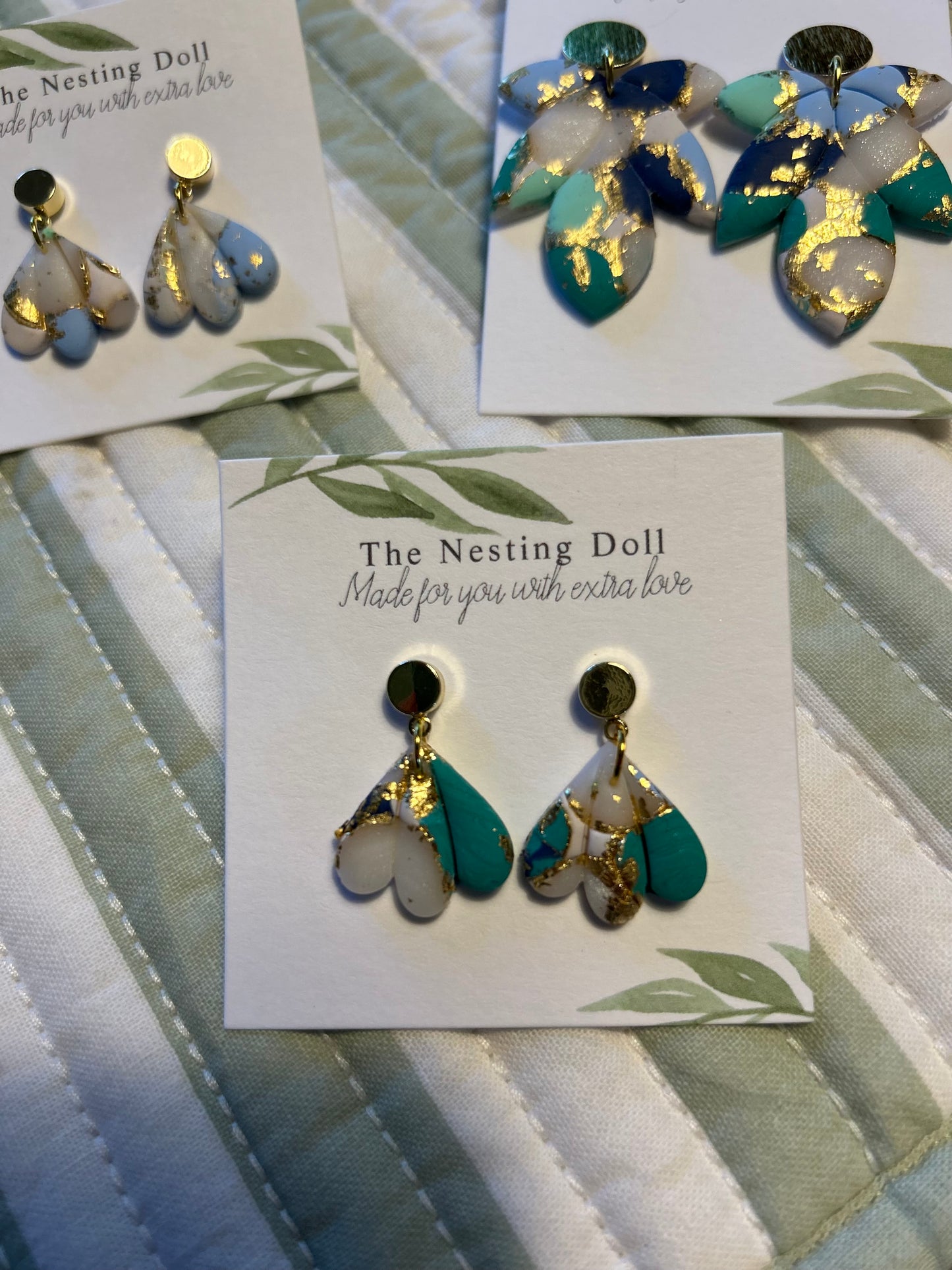 Blue Marbled Scalloped Dangle 1