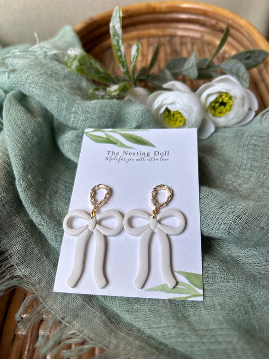 Glam Top White Bow Dangles