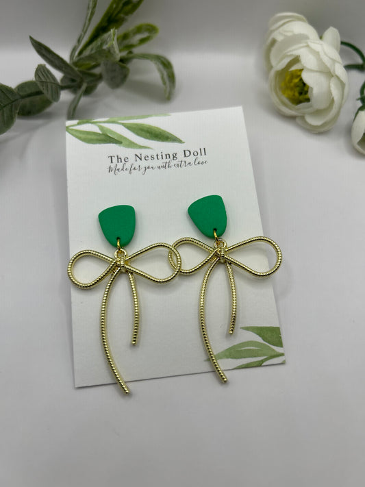 Holiday Bows in Green