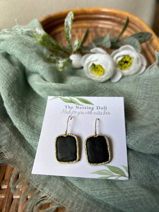 Black & Gold Rectangle Dangle