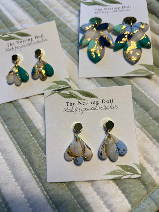 Blue Marbled Scalloped Dangle 2