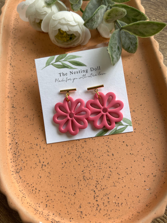 Coral bar flowers