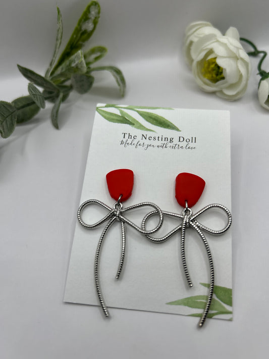 Holiday Bows in Red